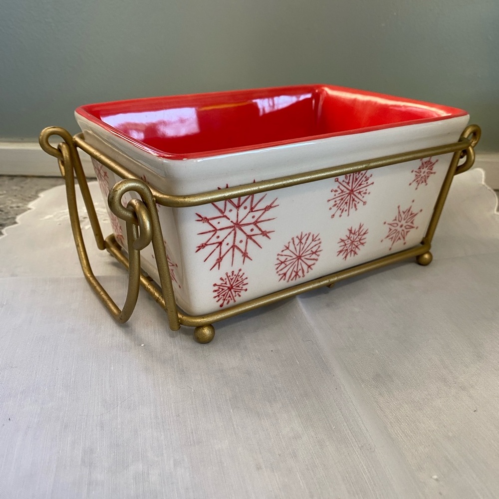 Temp-Tations Festive Ceramic Dish with Gold Holder